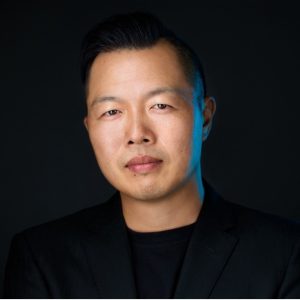 Forum Moderator Dan Sinawat